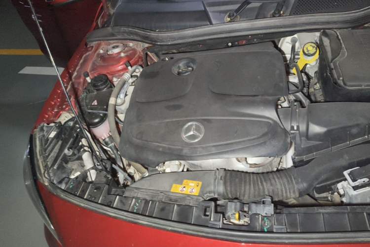 Used Mercedes-Benz GLA 2018 GLA 200 Fashion Model Engine Bay Right
