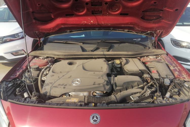 Used Mercedes-Benz GLA 2018 GLA 200 Fashion Model Engine Bay