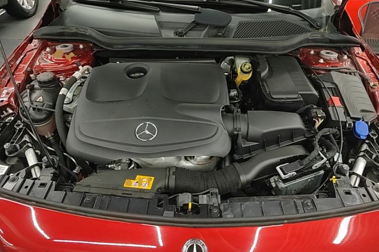 Used Mercedes-Benz GLA 2018 GLA 200 Fashion Model Engine Bay