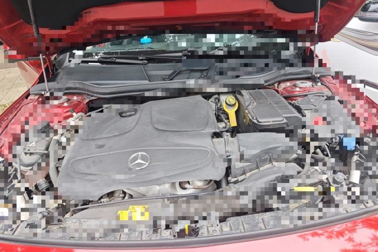 Used Mercedes-Benz GLA 2018 GLA 200 Fashion Model Engine Bay