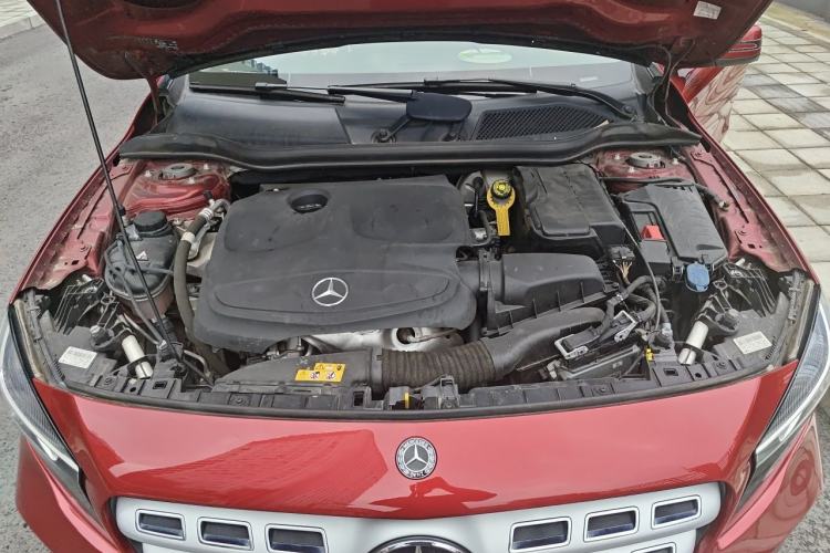 Used Mercedes-Benz GLA 2018 GLA 200 Sport Edition Engine Bay
