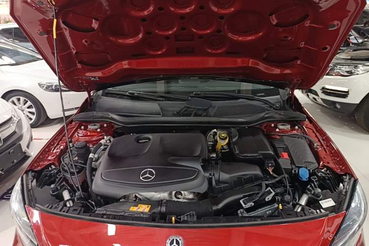 Used Mercedes-Benz GLA 2018 GLA 200 Sport Edition Engine Bay