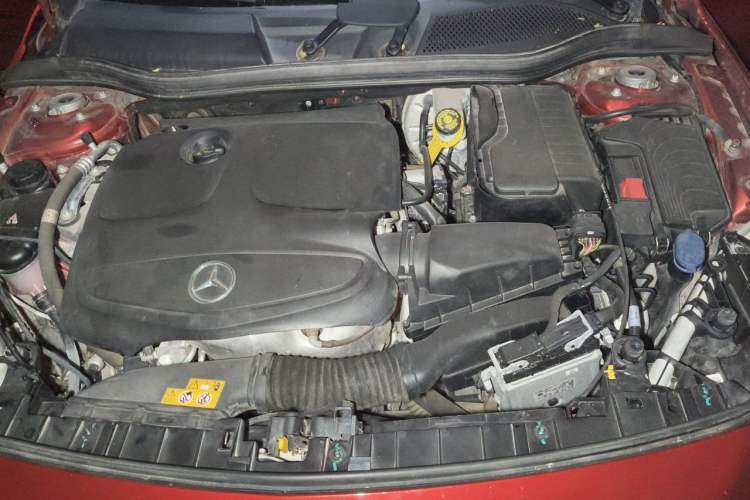 Used Mercedes-Benz GLA 2018 GLA 200 Fashion Model Engine Bay