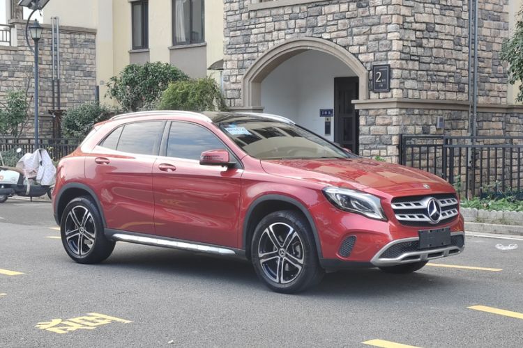 Used Mercedes-Benz GLA 2018 GLA 200 Fashion Model Exterior 1