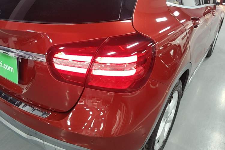 Used Mercedes-Benz GLA 2018 GLA 200 Sport Edition Exterior 3