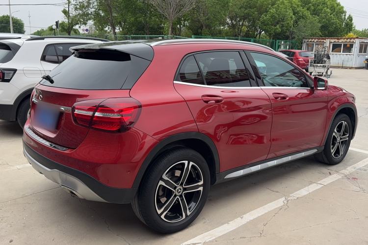 Used Mercedes-Benz GLA 2018 GLA 200 Fashion Model Exterior 3