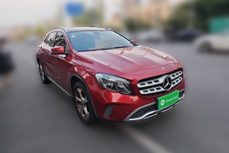 Used Mercedes-Benz GLA 2018 GLA 200 Sport Edition Front Right 45 Deg