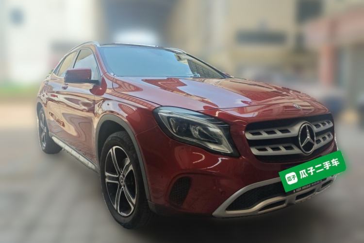 Used Mercedes-Benz GLA 2018 GLA 200 Fashion Model Front Right 45 Deg