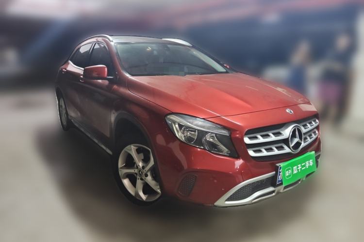 Used Mercedes-Benz GLA 2018 GLA 200 Sport Edition Front Right 45 Deg