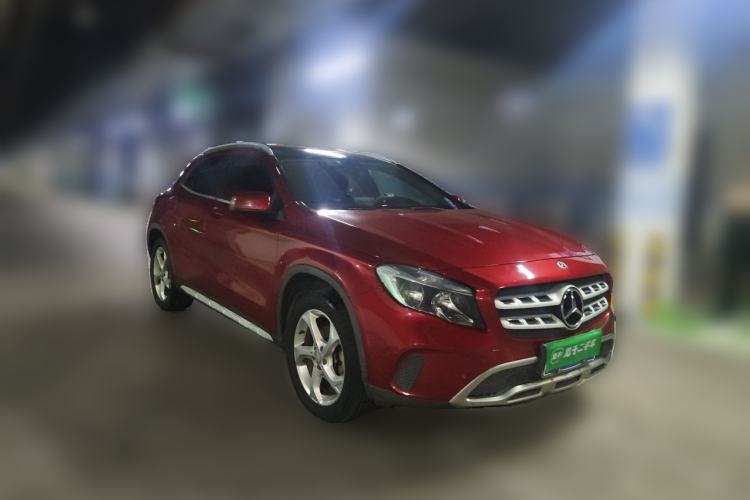 Used Mercedes-Benz GLA 2018 GLA 200 Sport Edition Front Right 45 Deg