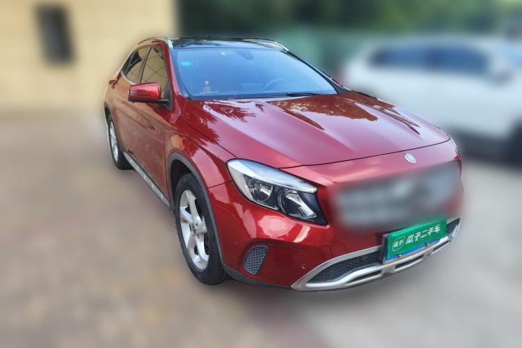 Used Mercedes-Benz GLA 2018 GLA 200 Sport Edition Front Right 45 Deg