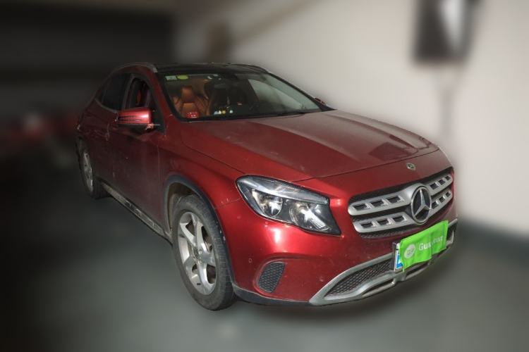 Used Mercedes-Benz GLA 2018 GLA 200 Sport Edition Front Right 45 Deg