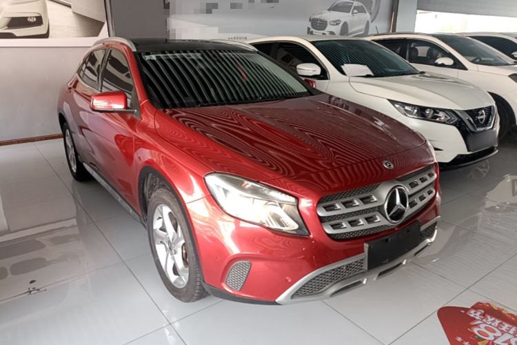 Used Mercedes-Benz GLA 2018 GLA 200 Sport Edition Front Right 45 Deg