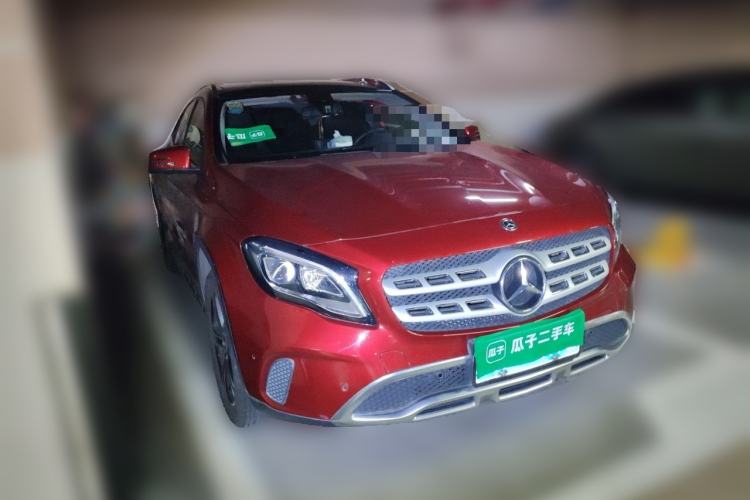 Used Mercedes-Benz GLA 2018 GLA 200 Fashion Model Front Right 45 Deg