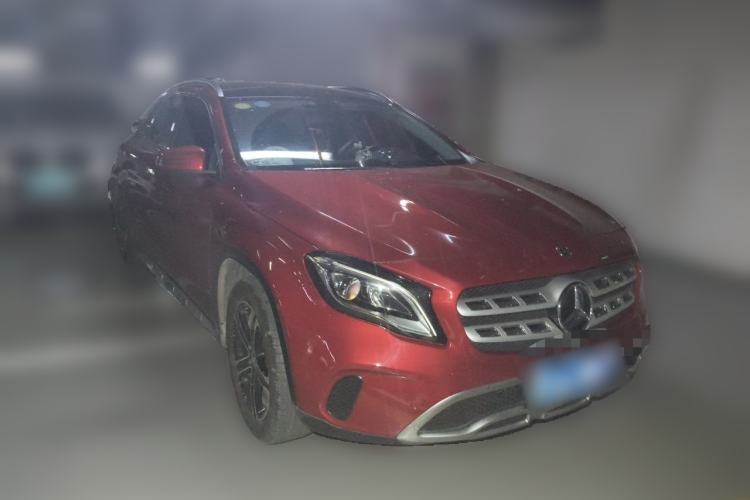 Used Mercedes-Benz GLA 2018 GLA 200 Fashion Model Front Right 45 Deg