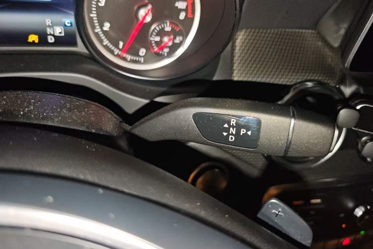 Used Mercedes-Benz GLA 2018 GLA 220 4MATIC Sport Edition Gear Lever