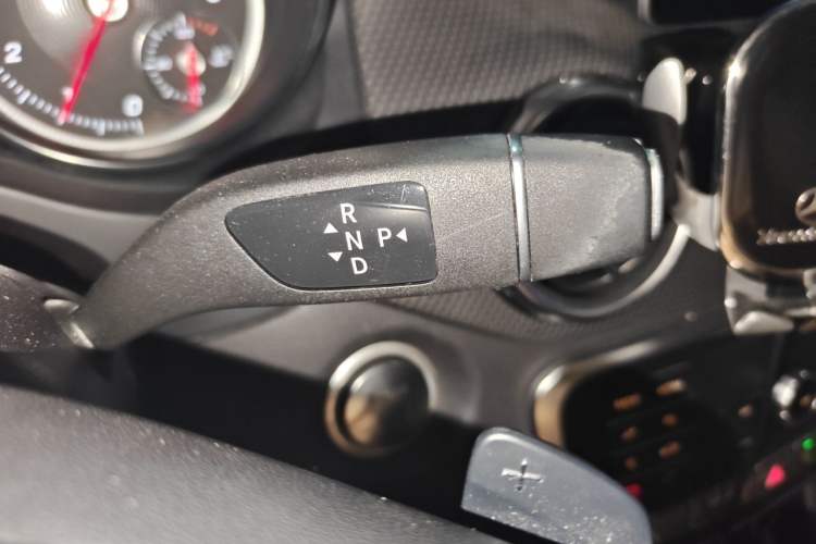 Used Mercedes-Benz GLA 2018 GLA 200 Sport Edition Gear Lever