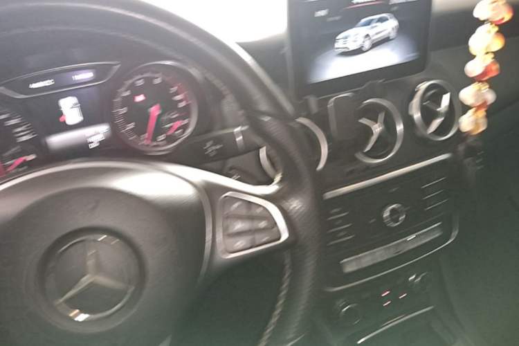 Used Mercedes-Benz GLA 2018 GLA 200 Sport Edition Gear Lever