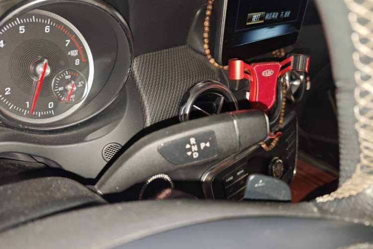 Used Mercedes-Benz GLA 2018 GLA 200 Sport Edition Gear Lever