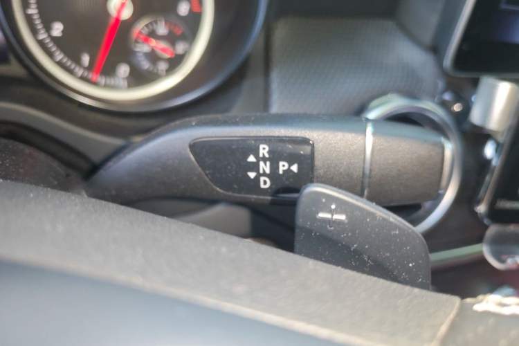 Used Mercedes-Benz GLA 2018 GLA 200 Sport Edition Gear Lever