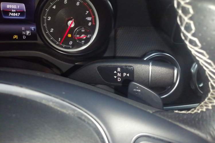 Used Mercedes-Benz GLA 2018 GLA 200 Fashion Model Gear Lever