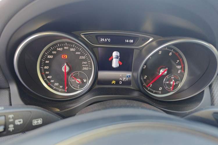 Used Mercedes-Benz GLA 2018 GLA 200 Fashion Model Instrument Cluster