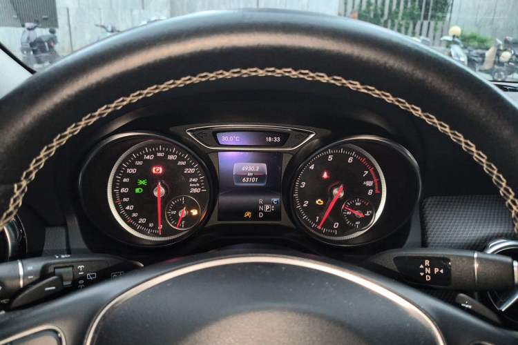 Used Mercedes-Benz GLA 2018 GLA 200 Sport Edition Instrument Cluster