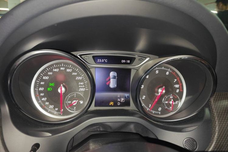 Used Mercedes-Benz GLA 2018 GLA 200 Fashion Model Instrument Cluster