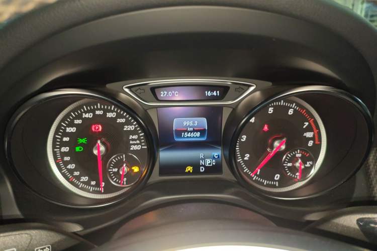 Used Mercedes-Benz GLA 2018 GLA 200 Fashion Model Instrument Cluster