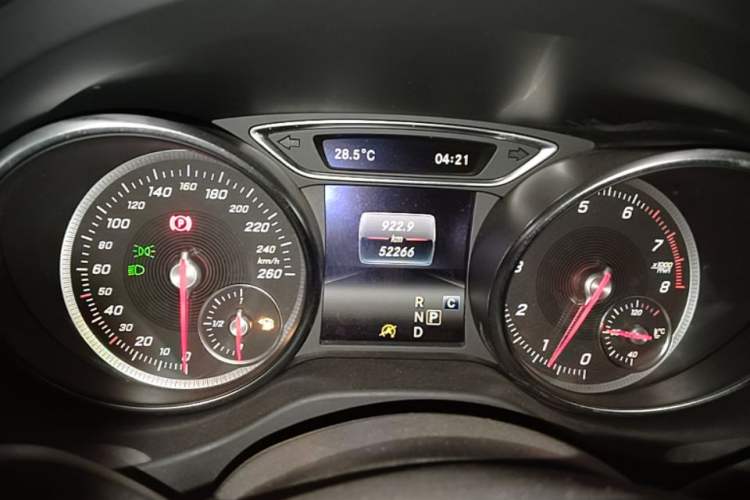 Used Mercedes-Benz GLA 2018 GLA 200 Sport Edition Instrument Cluster