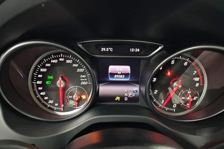 Used Mercedes-Benz GLA 2018 GLA 220 4MATIC Sport Edition Instrument Cluster