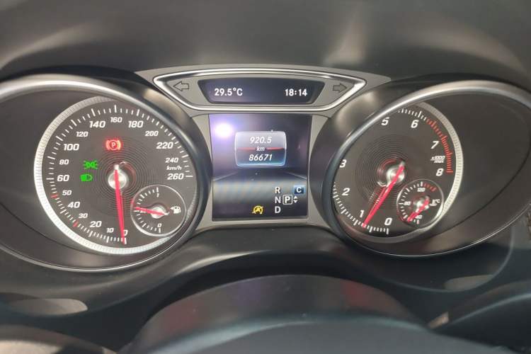 Used Mercedes-Benz GLA 2018 GLA 200 Sport Edition Instrument Cluster