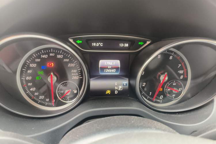 Used Mercedes-Benz GLA 2018 GLA 200 Fashion Model Instrument Cluster