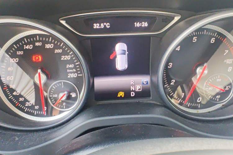 Used Mercedes-Benz GLA 2018 GLA 200 Sport Edition Instrument Cluster