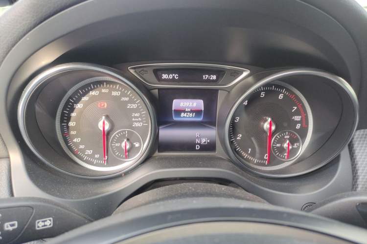 Used Mercedes-Benz GLA 2018 GLA 200 Fashion Model Instrument Cluster