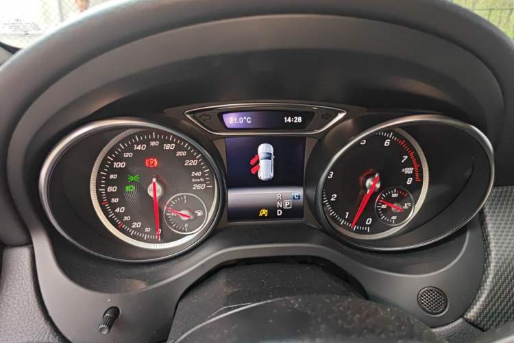 Used Mercedes-Benz GLA 2018 GLA 200 Sport Edition Instrument Cluster