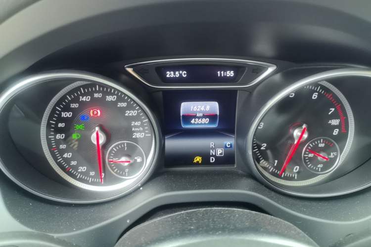 Used Mercedes-Benz GLA 2018 GLA 200 Fashion Model Instrument Cluster