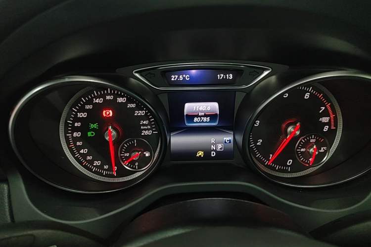 Used Mercedes-Benz GLA 2018 GLA 200 Fashion Model Instrument Cluster