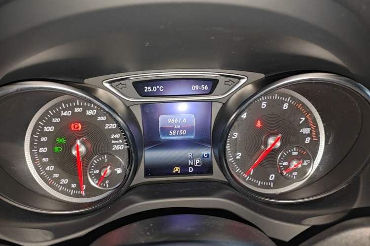 Used Mercedes-Benz GLA 2018 GLA 200 Sport Edition Instrument Cluster