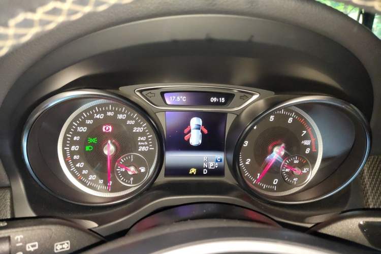 Used Mercedes-Benz GLA 2018 GLA 220 4MATIC Sport Edition Instrument Cluster