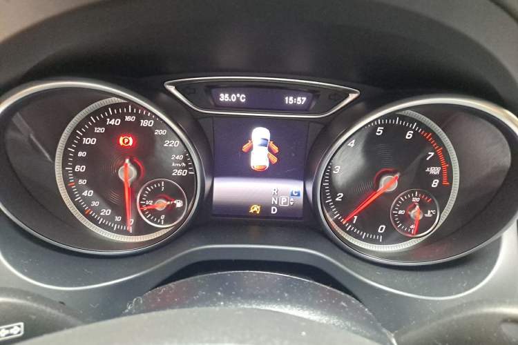 Used Mercedes-Benz GLA 2018 GLA 200 Sport Edition Instrument Cluster
