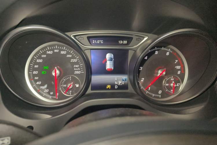 Used Mercedes-Benz GLA 2018 GLA 200 Sport Edition Instrument Cluster