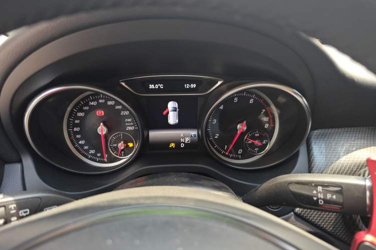Used Mercedes-Benz GLA 2018 GLA 200 Sport Edition Instrument Cluster