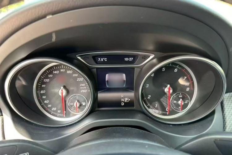 Used Mercedes-Benz GLA 2018 GLA 200 Sport Edition Interior 1