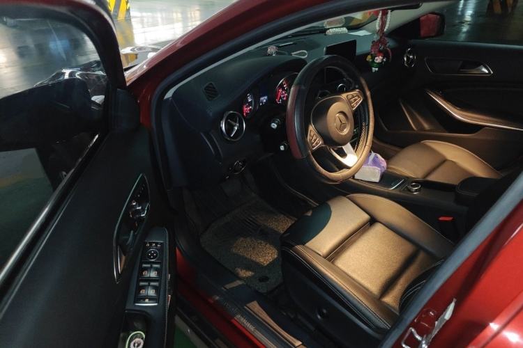 Used Mercedes-Benz GLA 2018 GLA 200 Fashion Model Interior 3