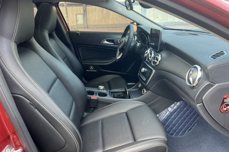 Used Mercedes-Benz GLA 2018 GLA 200 Fashion Model Interior 5