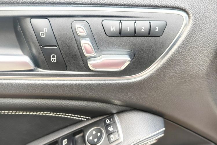 Used Mercedes-Benz GLA 2018 GLA 200 Fashion Model Interior 8
