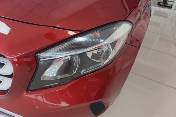 Used Mercedes-Benz GLA 2018 GLA 200 Sport Edition Left Front Headlight