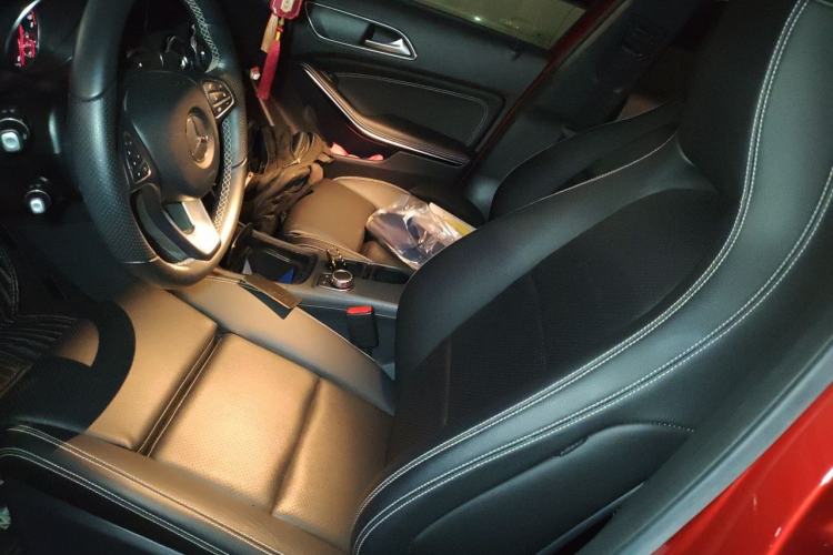 Used Mercedes-Benz GLA 2018 GLA 200 Sport Edition Left Front Seat