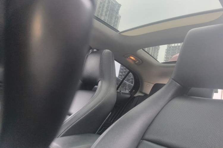 Used Mercedes-Benz GLA 2018 GLA 200 Sport Edition Left Front Seat